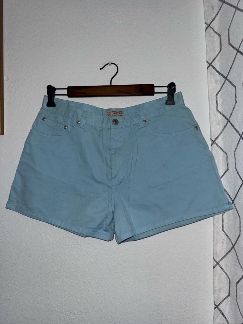Arizona Jean Company Light Blue Women's Bermuda Shorts